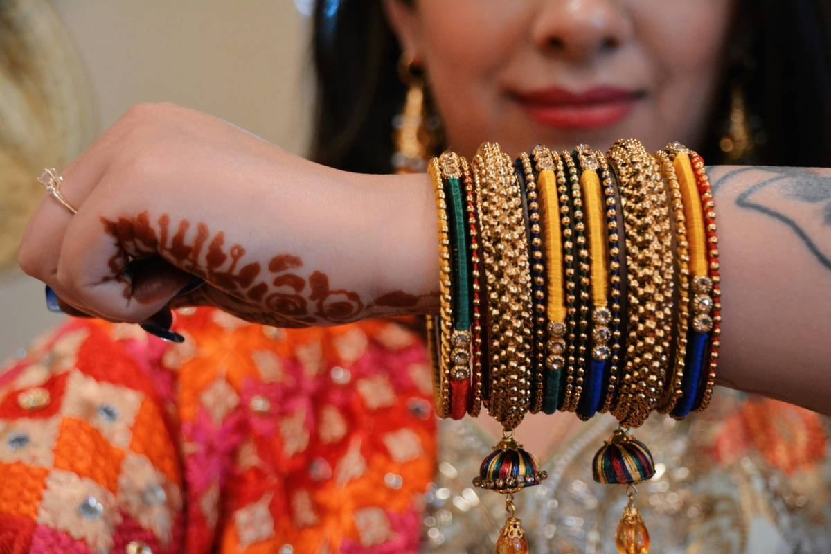 Why Your Hair Ties Are Ruining Your Hair (And How to Fix It Fast)