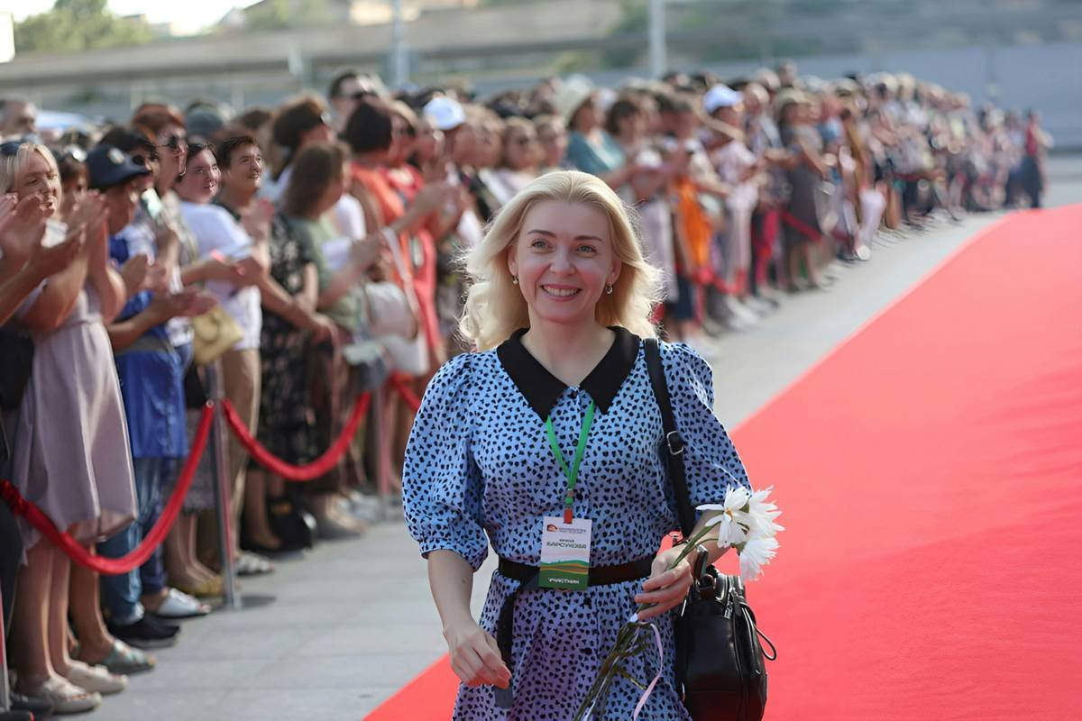 Hair Chains: The Underrated Accessory That’s Quietly Dominating Red Carpets & TikTok